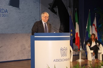 assemblea2011_pisapia_3_r