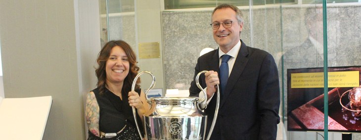 In Assolombarda i due trofei più ambiti del calcio: la Champions League e la Coppa del Mondo