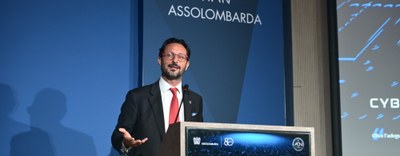 «Anche i giudici al tavolo per superare lo stallo dell'urbanistica in città». Biffi: teniamo qui i giovani con un patto generazionale