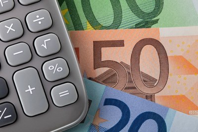 Rifiuti - Sistema di gestione RAEE: definite le tariffe per i produttori di AEE