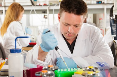 Innovation match making - Mini-Bioreattore a perfusione otticamente accessibile